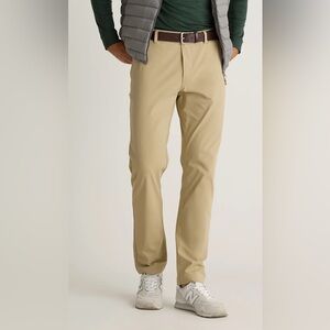 Quince Men’s Protech Golf Pants 34x32 NWT. Sand dune color.